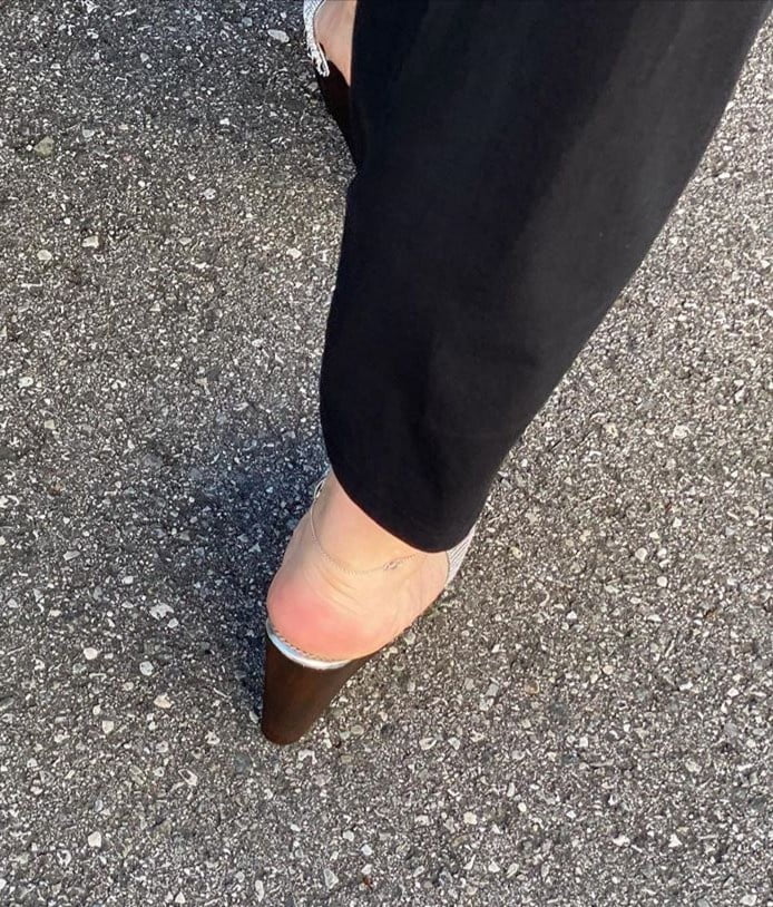 Piedi da zoccola #92637239