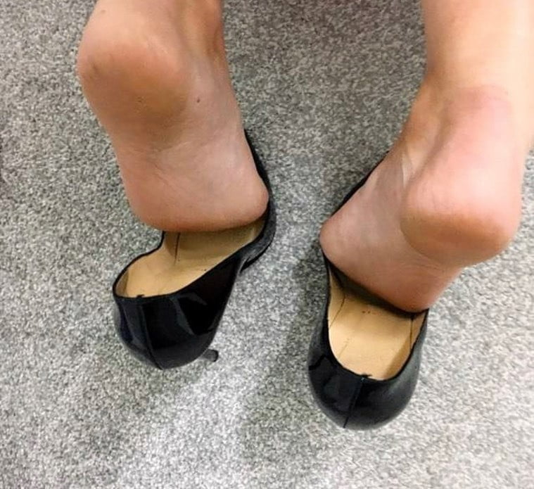 Piedi da zoccola #92637559