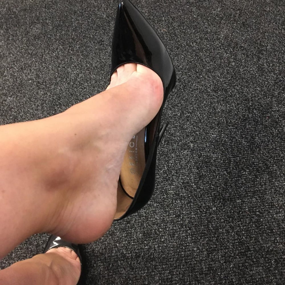 Piedi da zoccola #92637580