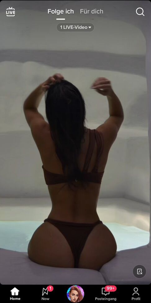 Anna Arevalo desnuda #109515053