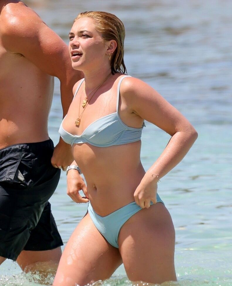 Florence Pugh nue #107958999