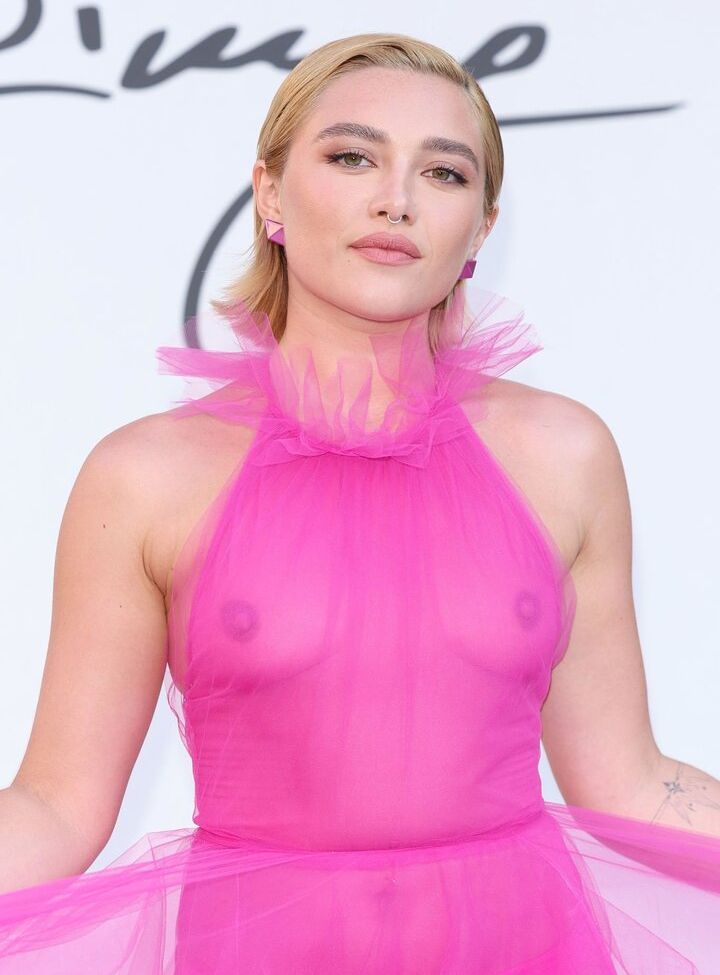 Florence Pugh nue #107959019