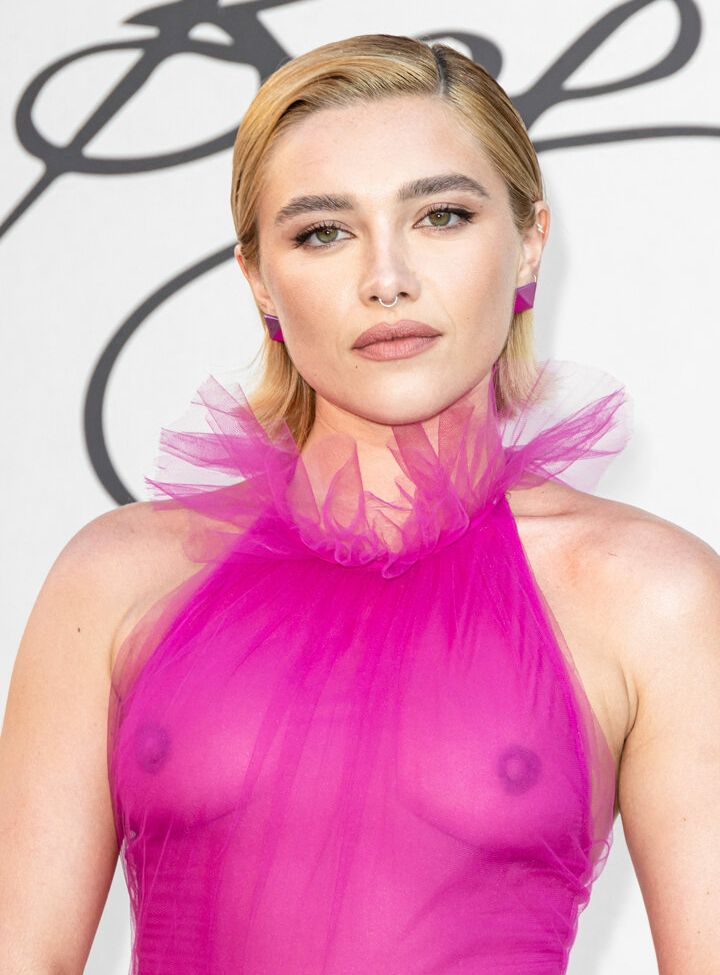 Florence Pugh nue #107959185