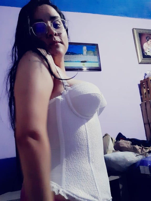 Chichona con lentes #96186122