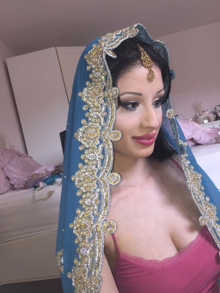 Sexy Indian Goddesses (Paki, Desi, Nude) #81824925