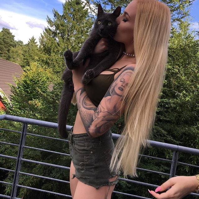 On Instagram- lucycatofficial #94830652