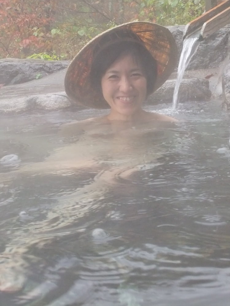Japanese wife Shizuko outdoor bathing #001 #93157819