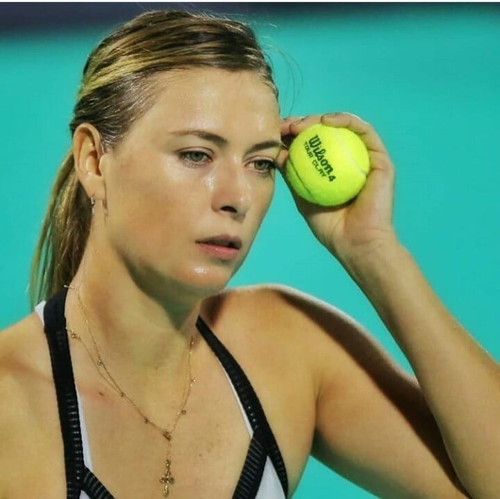 Mmm sweaty Maria Sharapova #98741076