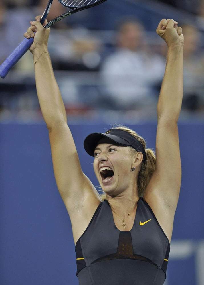 Mmm sweaty maria sharapova
 #98741211