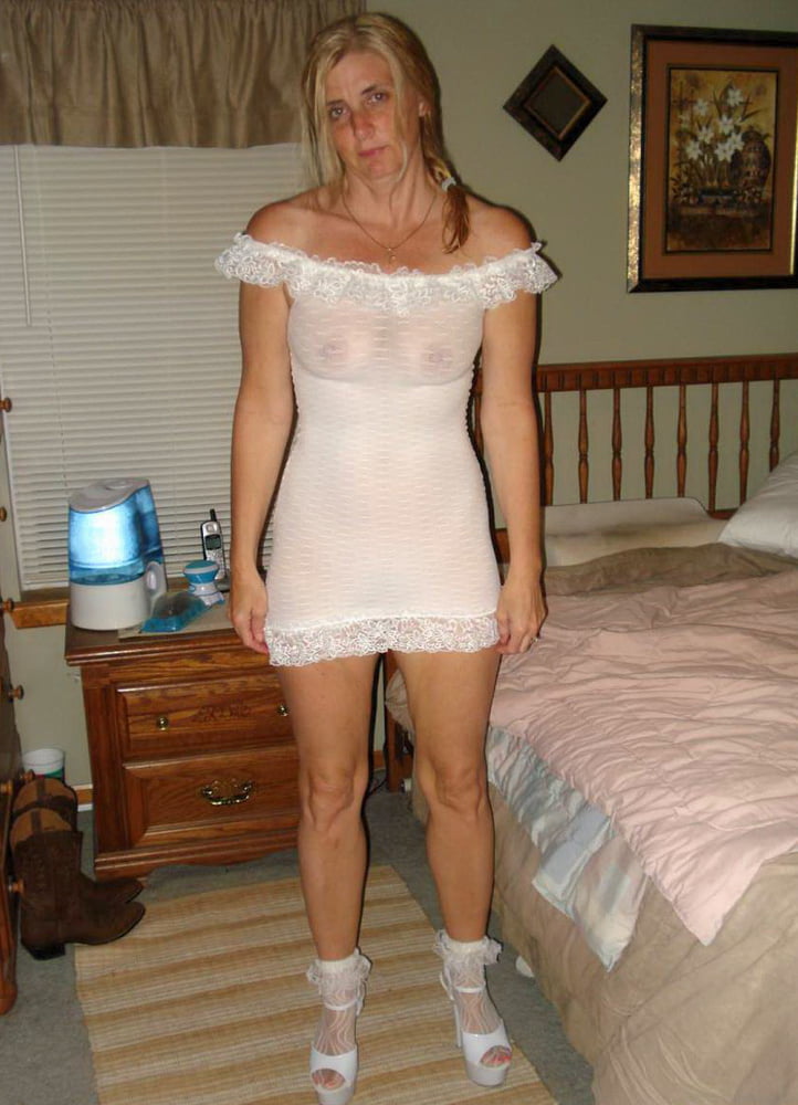 Old Dried Up GILF Shows Off Her Saggy Tits And Worn Holes #88190290