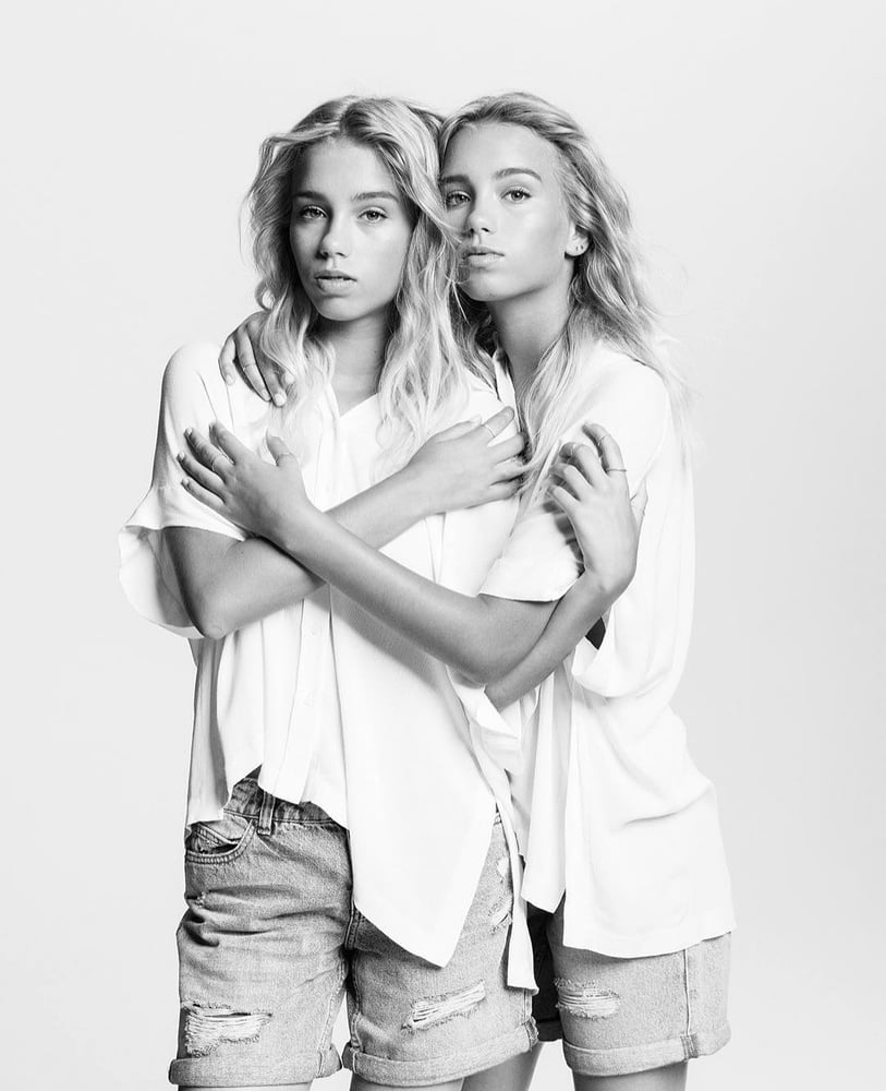 Lisa und lena
 #80390398