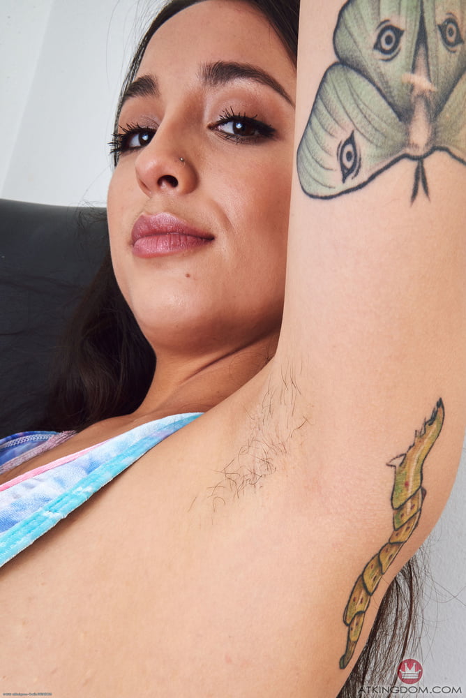 Mi ha doan 002 (eine asiatische Schönheit)
 #80592394