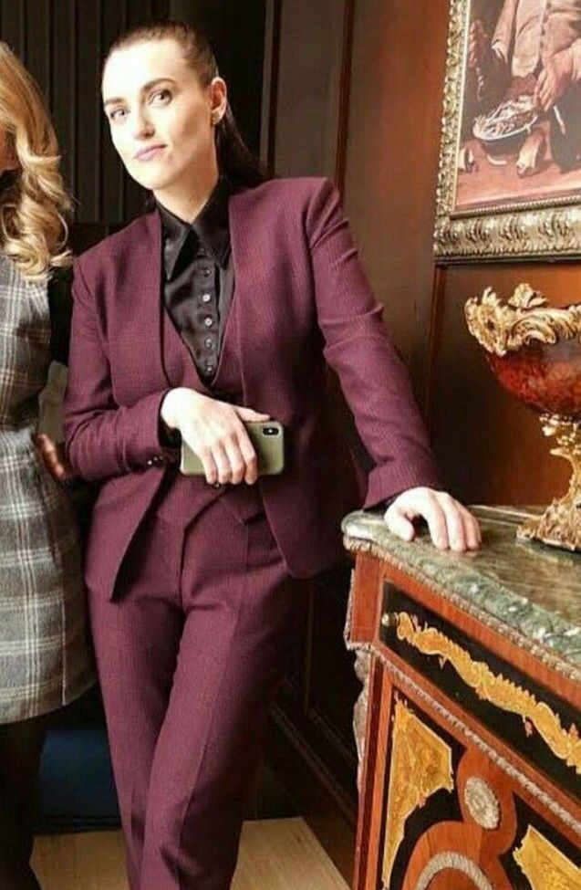 Katie McGrath desnuda #108099361