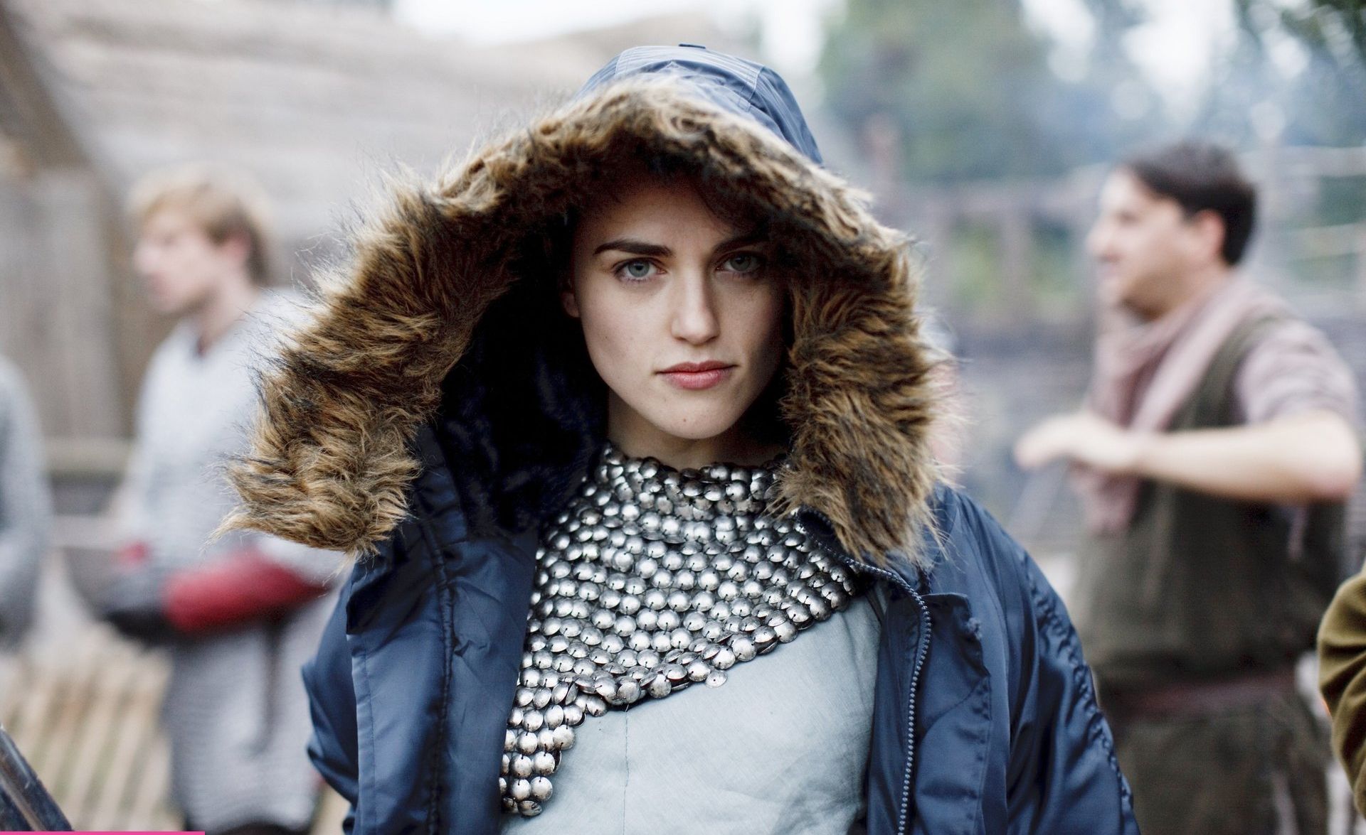 Katie McGrath desnuda #108099366