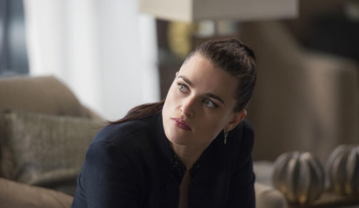 Katie McGrath desnuda #108099383