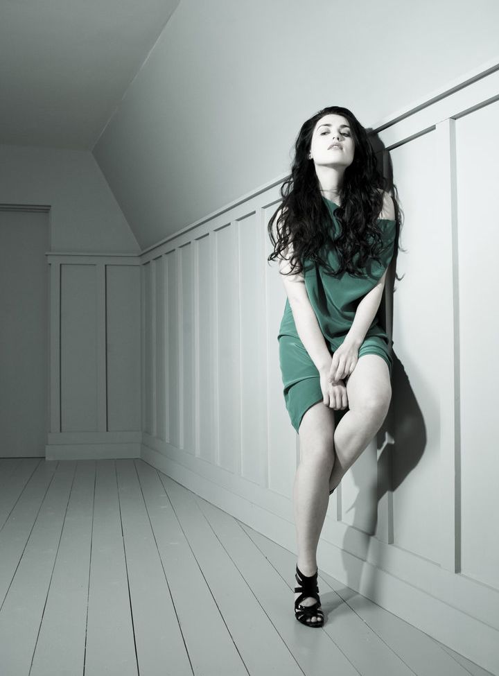 Katie McGrath desnuda #108099460