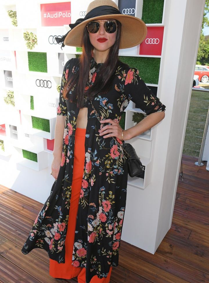 Katie McGrath desnuda #108099487