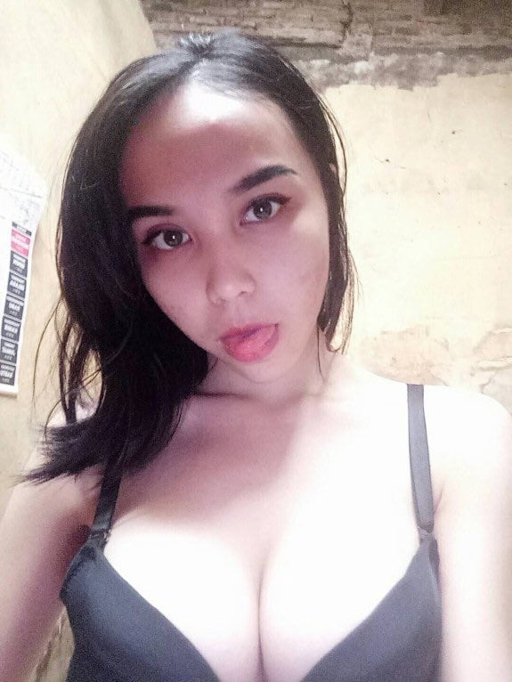 Desi showing Asset 054 #104682190