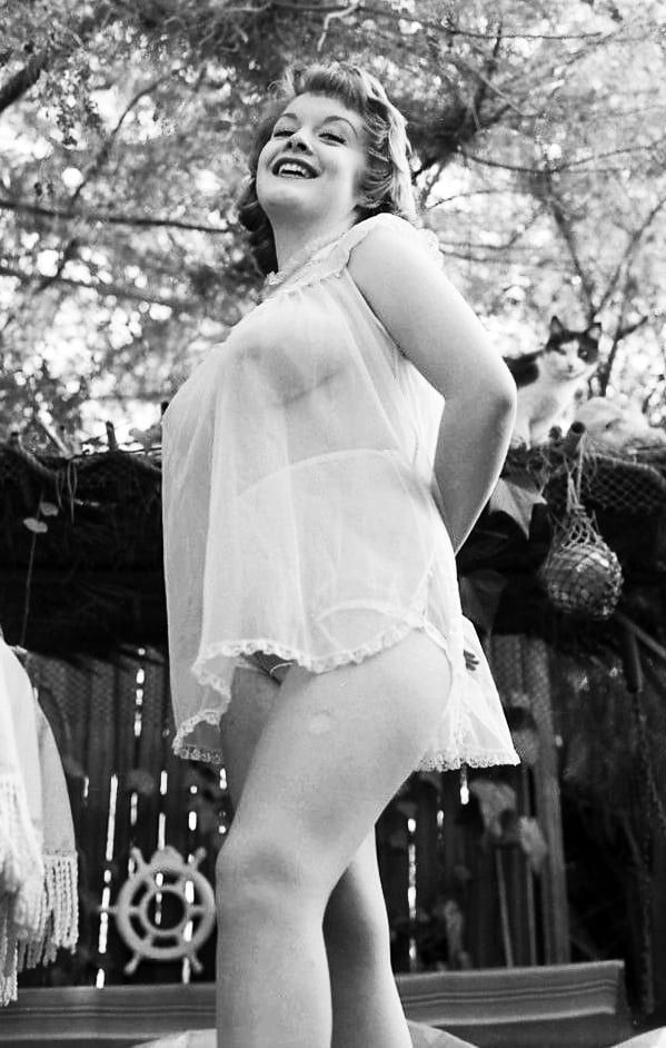 Judy Crowder, vintage model #99469305