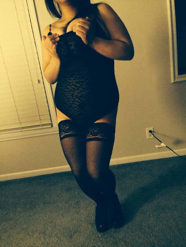 ASIAN WIFEY READY FOR THE NIGHT #106762025