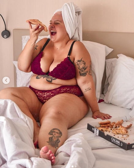 Hoodyman ssbbw 276 : maiali grassi esposti per sempre 2020.
 #104806630