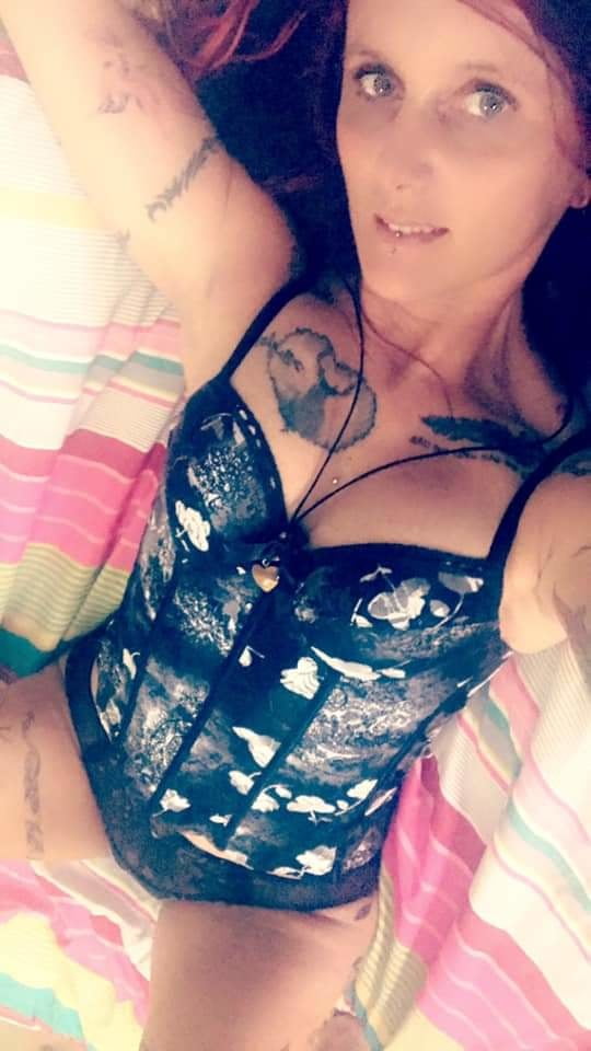 Sexy Selfies
 #106482744