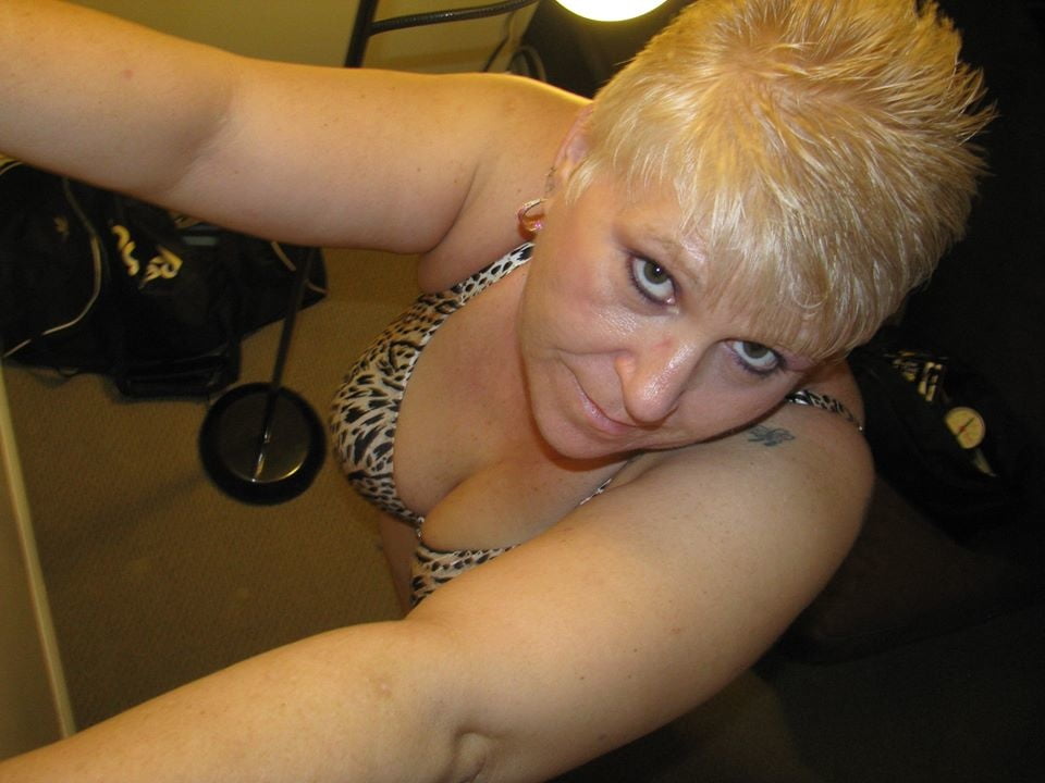 Sexy Selfies
 #106482748