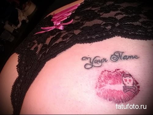 Tatuaggio del culo.
 #91932195