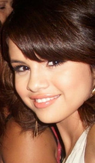 Selena gomez ... Sperma für diesen schönen Fick !!!
 #101237391