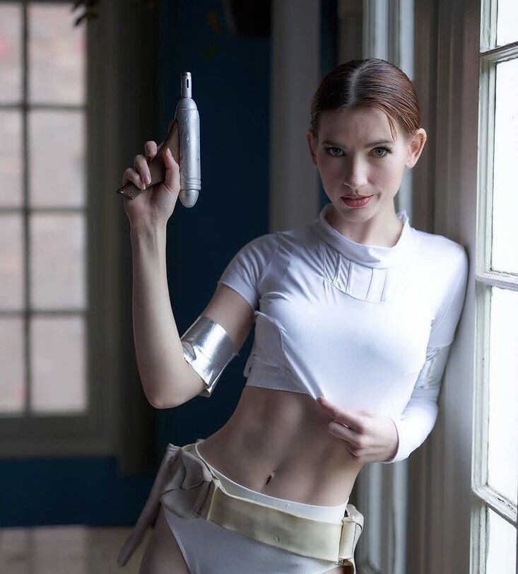 Amanda Lynne desnuda #108057153