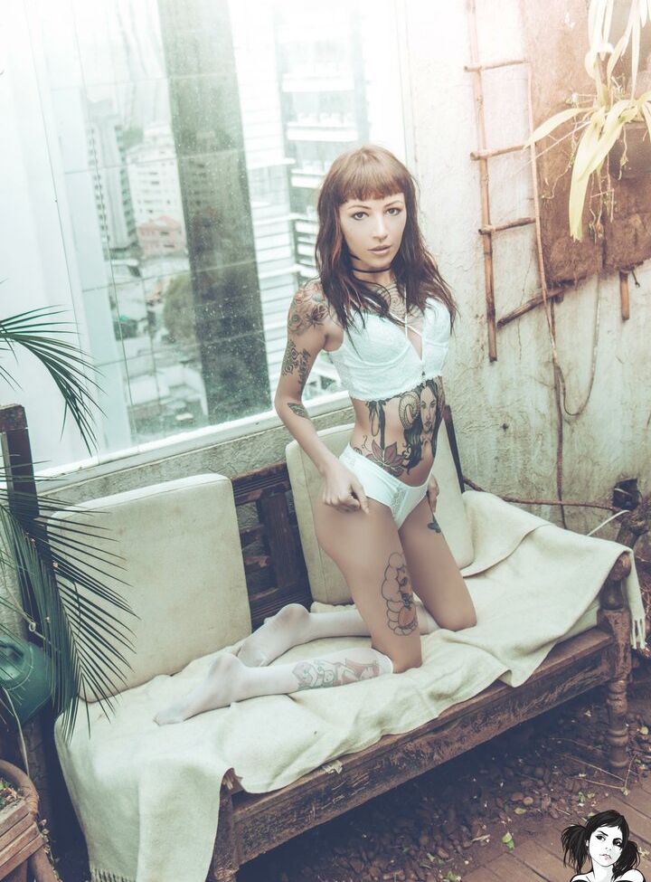 Juh Connie nackt #108803506