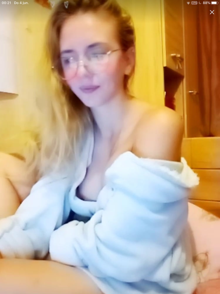 Hotties on LiveMe #94896257
