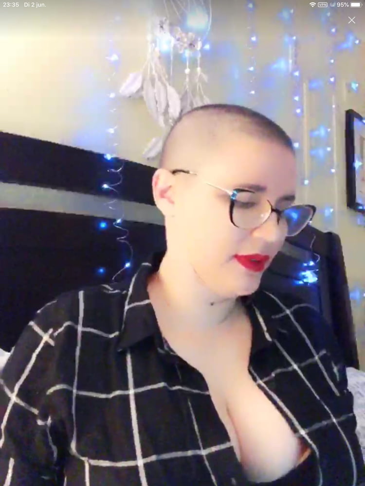 Hotties on LiveMe #94896306