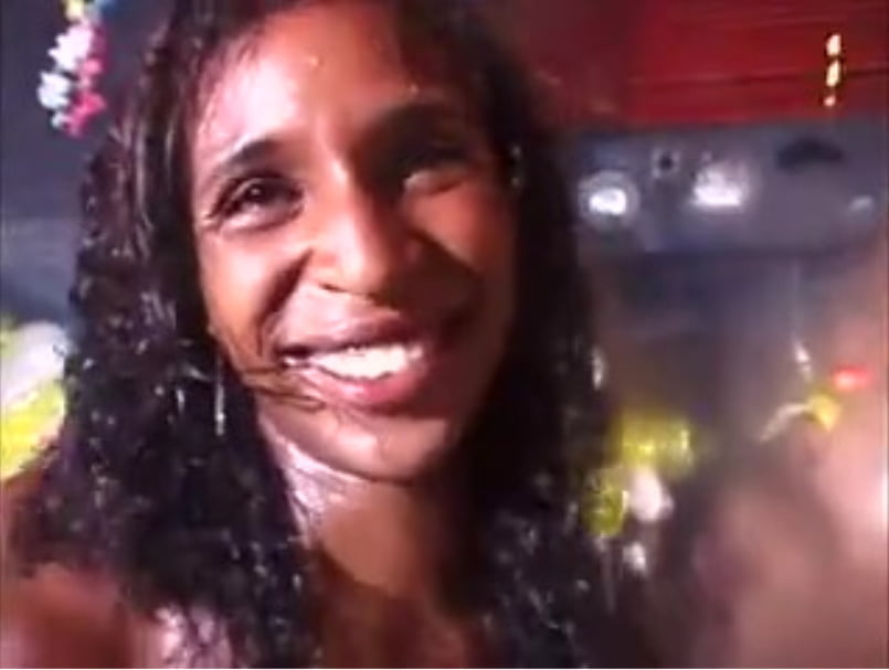 ALGUEM CONHECE ESSA PRETINHA #94785119