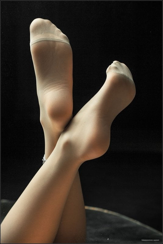 feet and heels only pics #105401899
