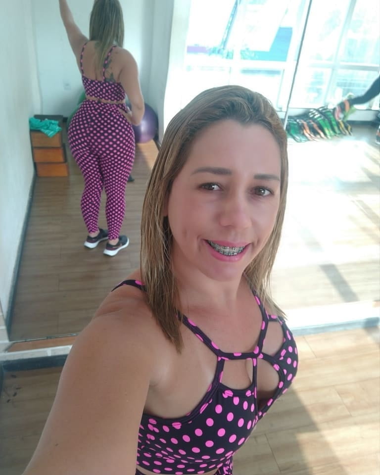 putinha gostosa #81776341