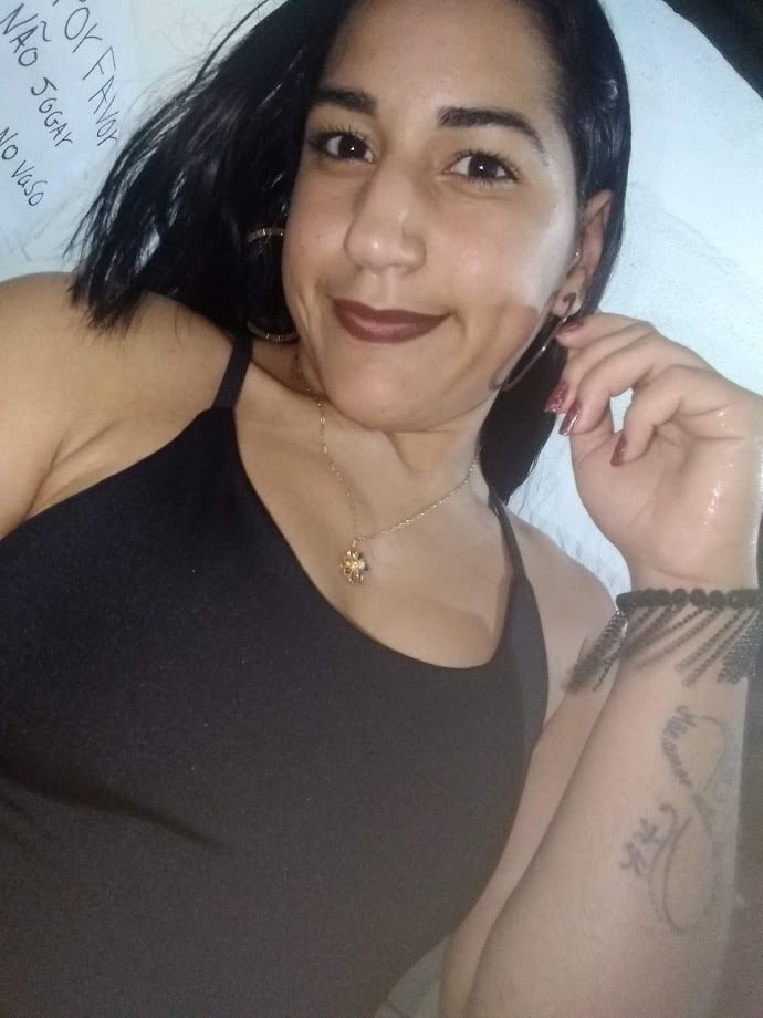 putinha gostosa #81776353