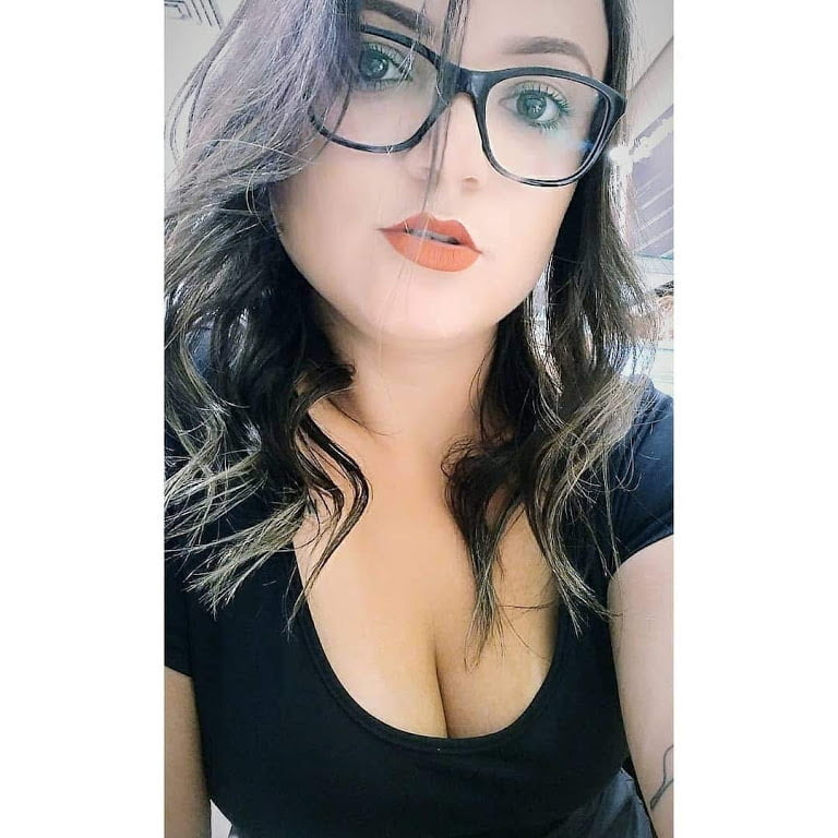 putinha gostosa #81776380