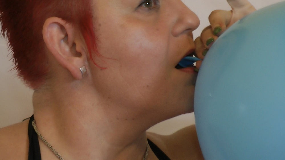 Balloon session in the tub #107147522