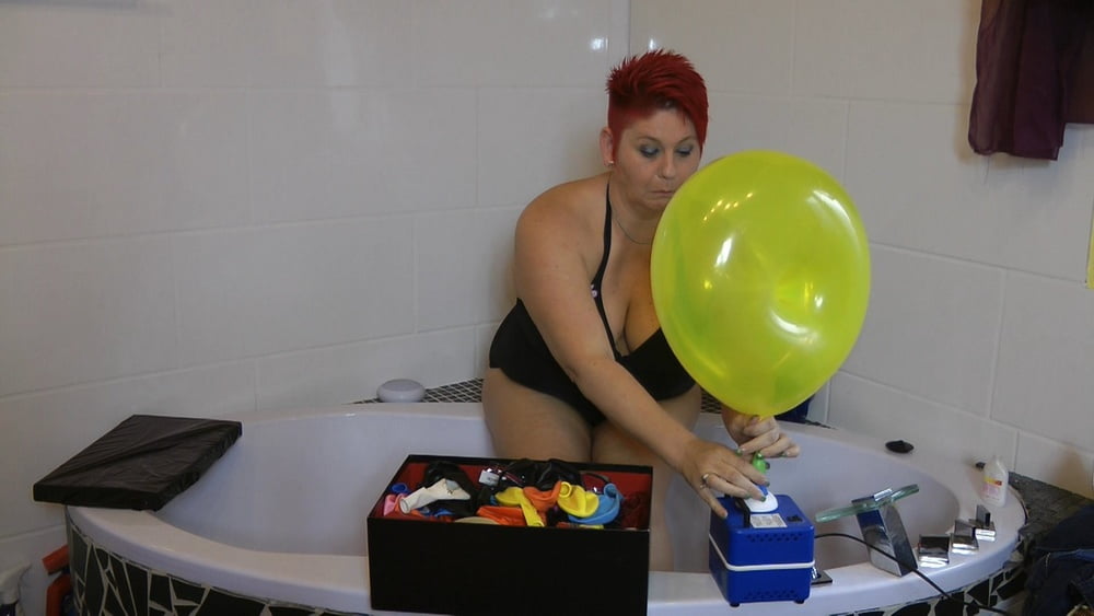 Balloon session in the tub #107147532