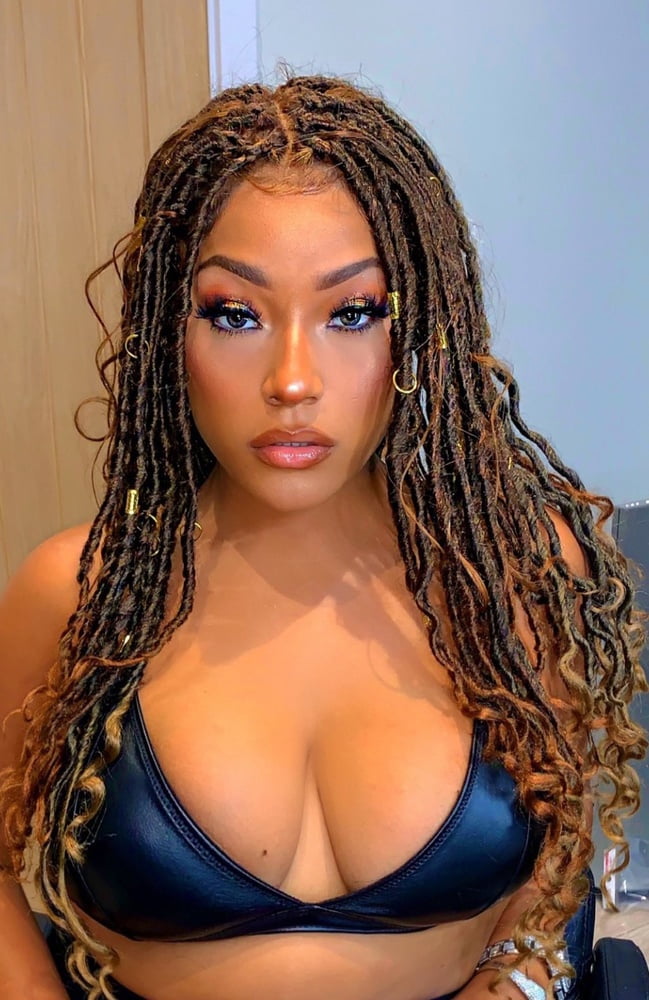 Stefflon don thicc!
 #90229975