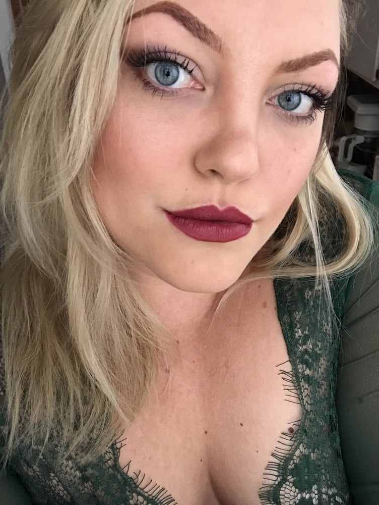 Beautiful Pawg! #103848924