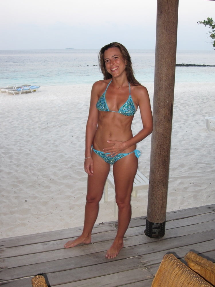 エレニ
 #92396403