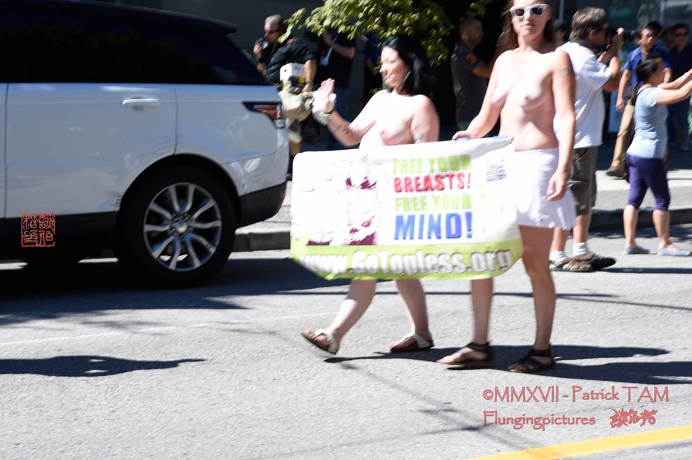 2017 proteste topless vancouver bc
 #90293364