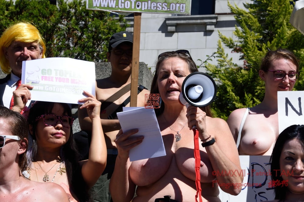 2017 proteste topless vancouver bc
 #90293597