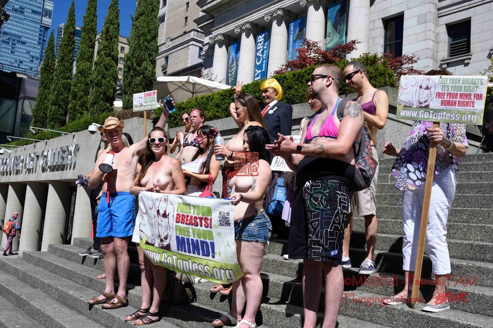 2017 proteste topless vancouver bc
 #90293686