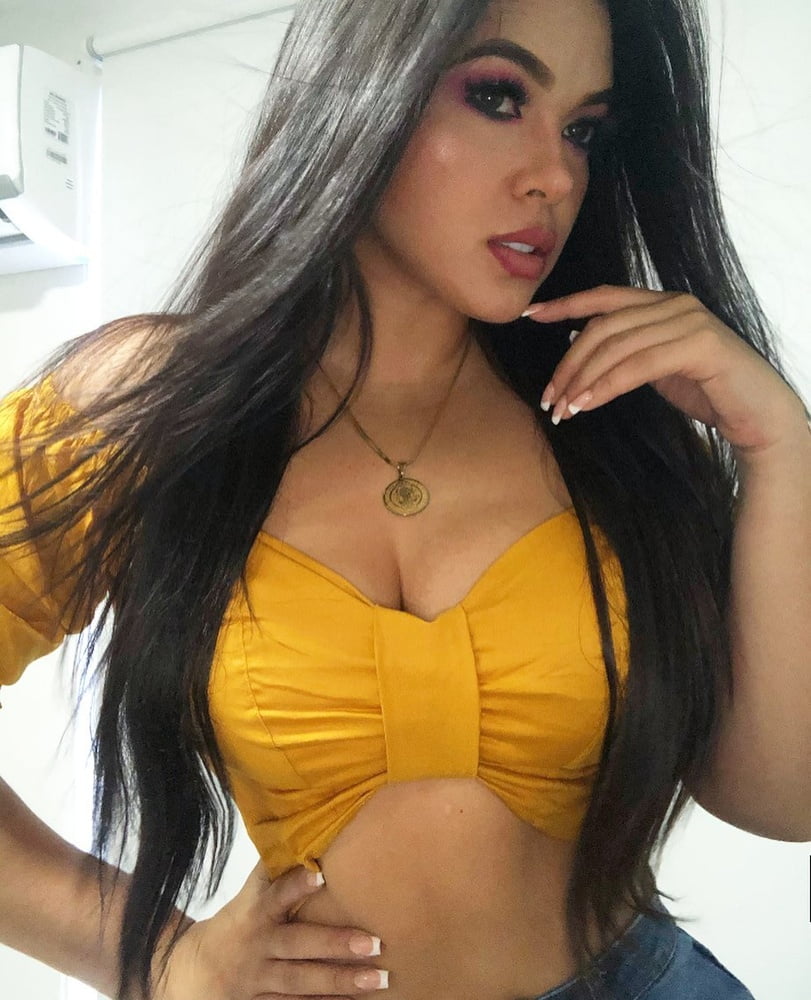 Gisella, Colombia #97179424