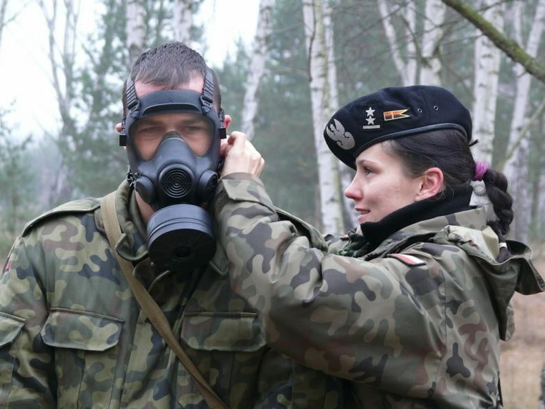 ポーランド女性兵士
 #99585949