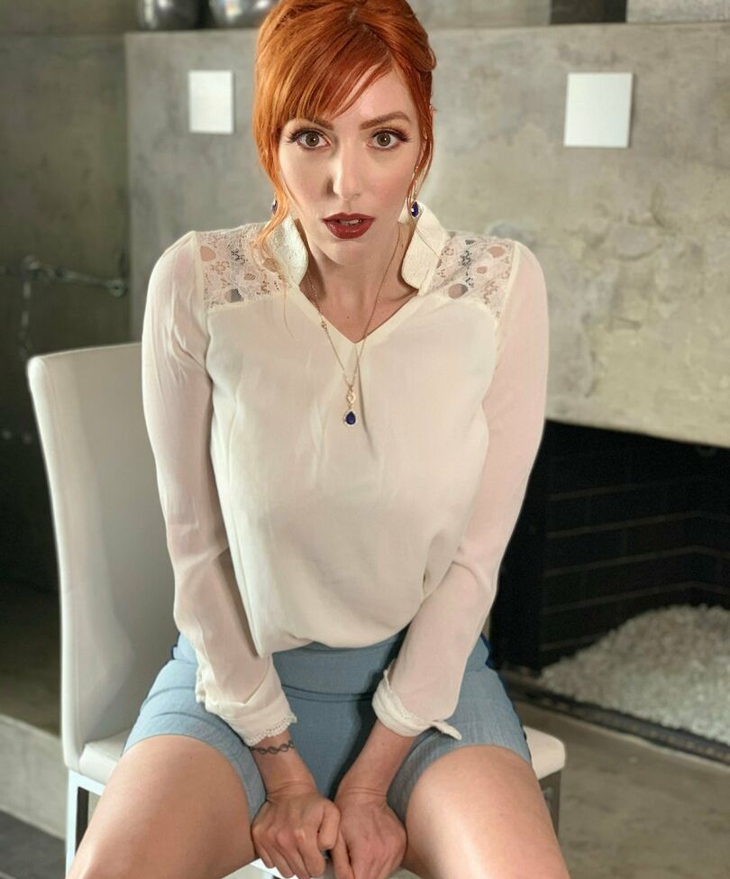 Lauren Phillips desnuda #109681534
