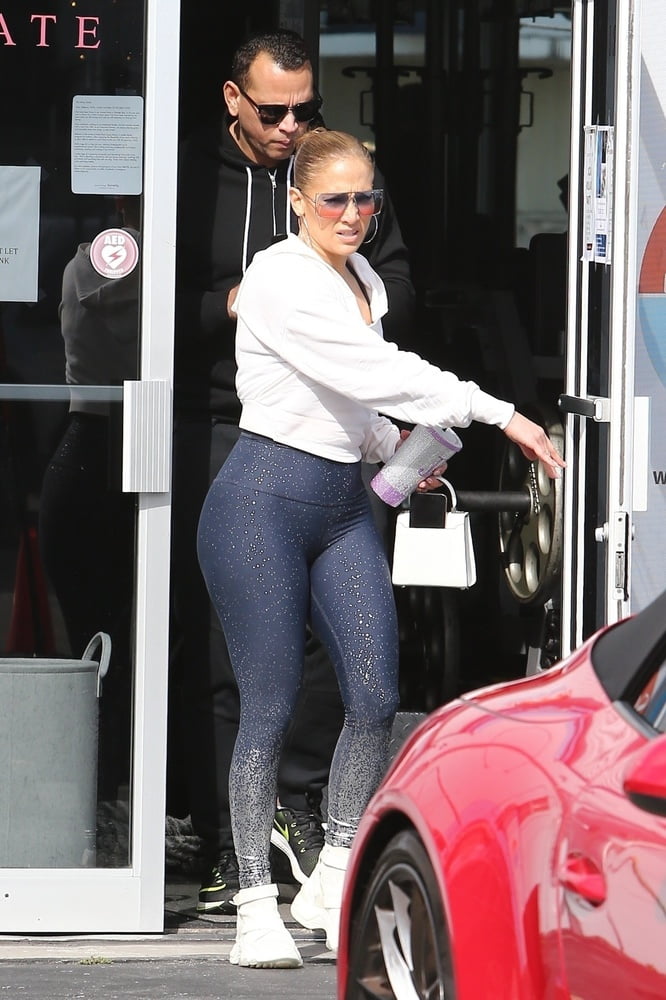 Jennifer lopez
 #101271026